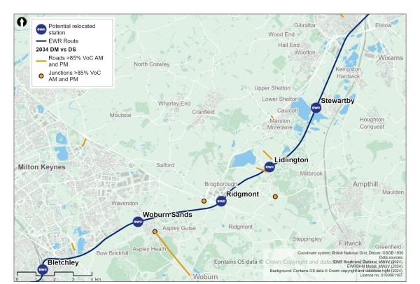Figure 37 shows a comparison of 2034 reference case (no project) vs 2034 with project: additional roads with a Volume over Capacity >=85%