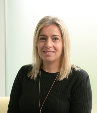 SLT Headshots Sam v2