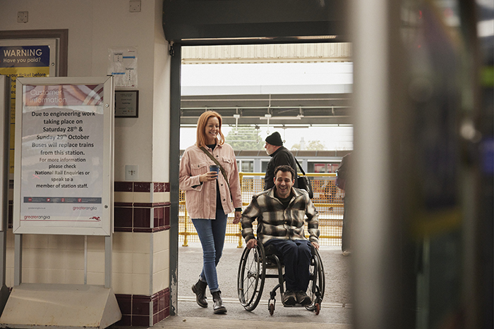 231025 EWR S3 DAY9 CAMBRIDGE TRAIN STATION 1443